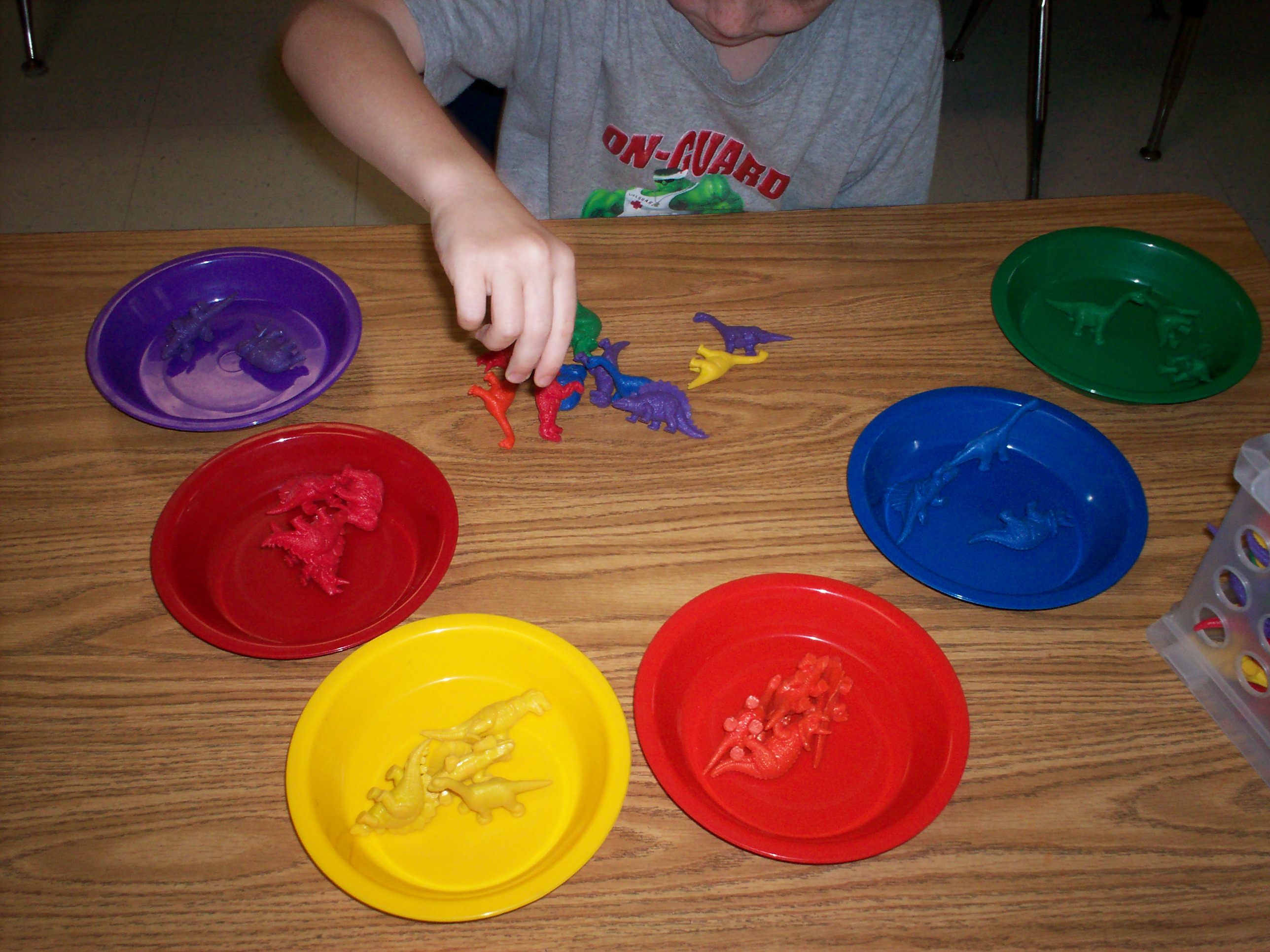 sortng dinosaurs